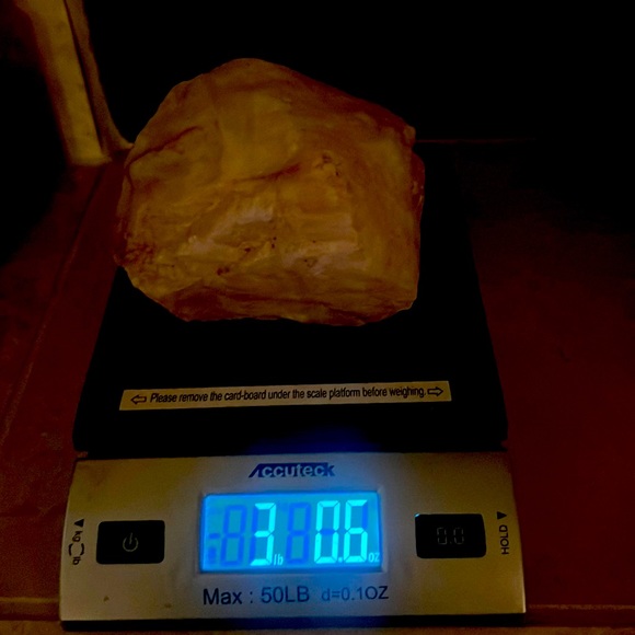 Rose quartz stone in the raw - Picture 2 of 16